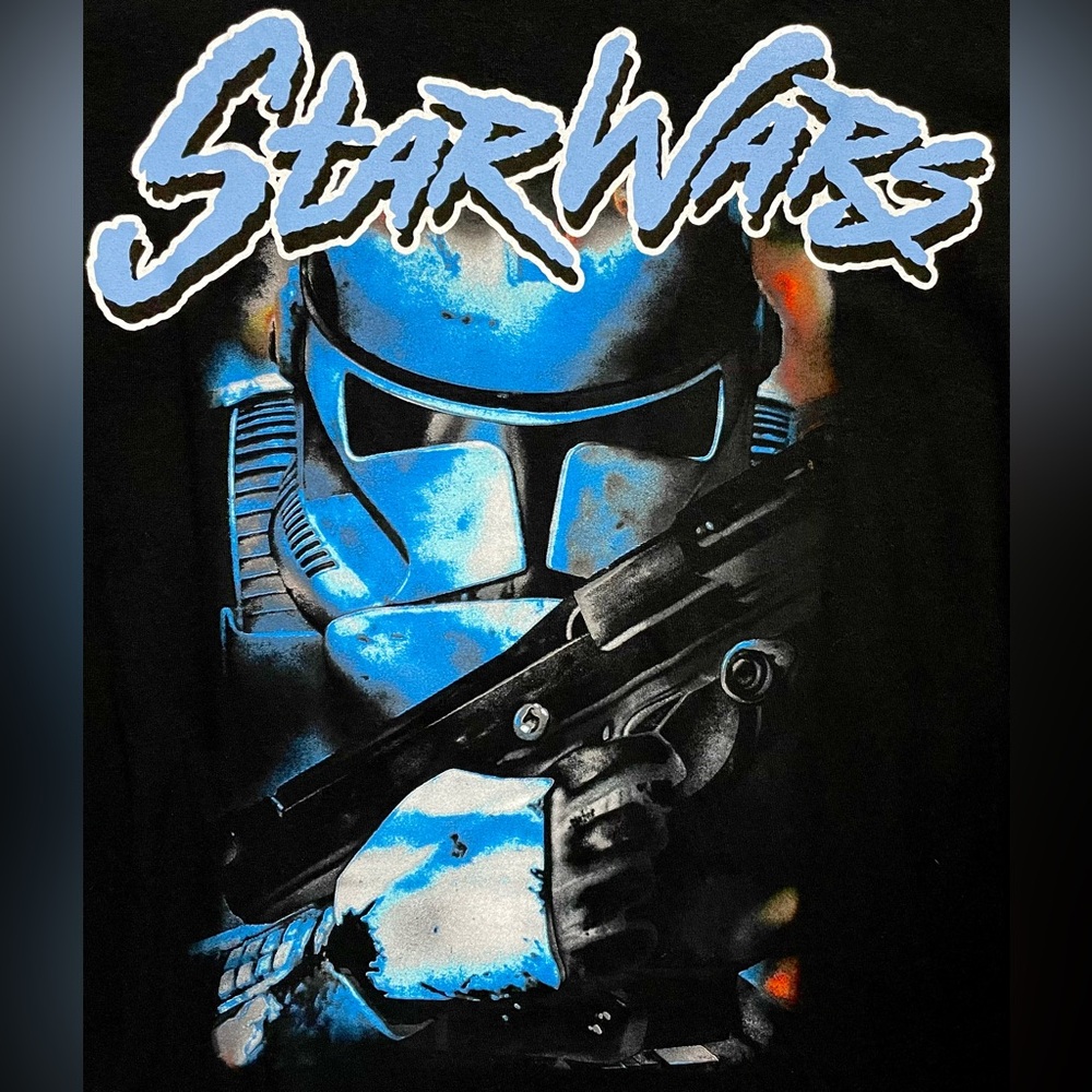 Disney Star Wars Blue Hue Storm Trooper Cula Graphic Tshirt Men’s Size Large